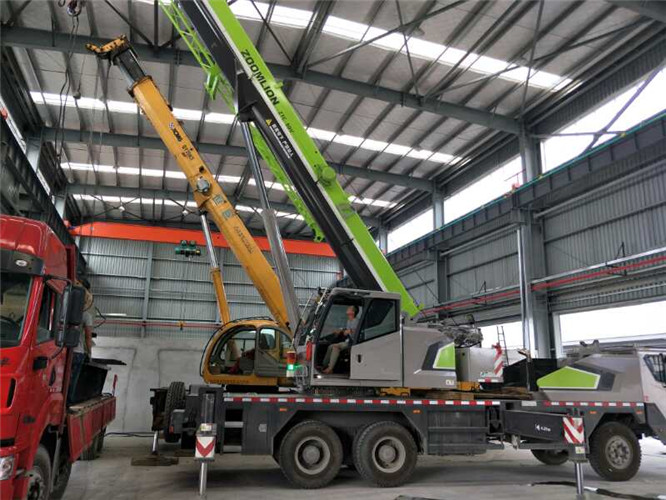 枣强县高空车出租需要注意哪些安全事项？